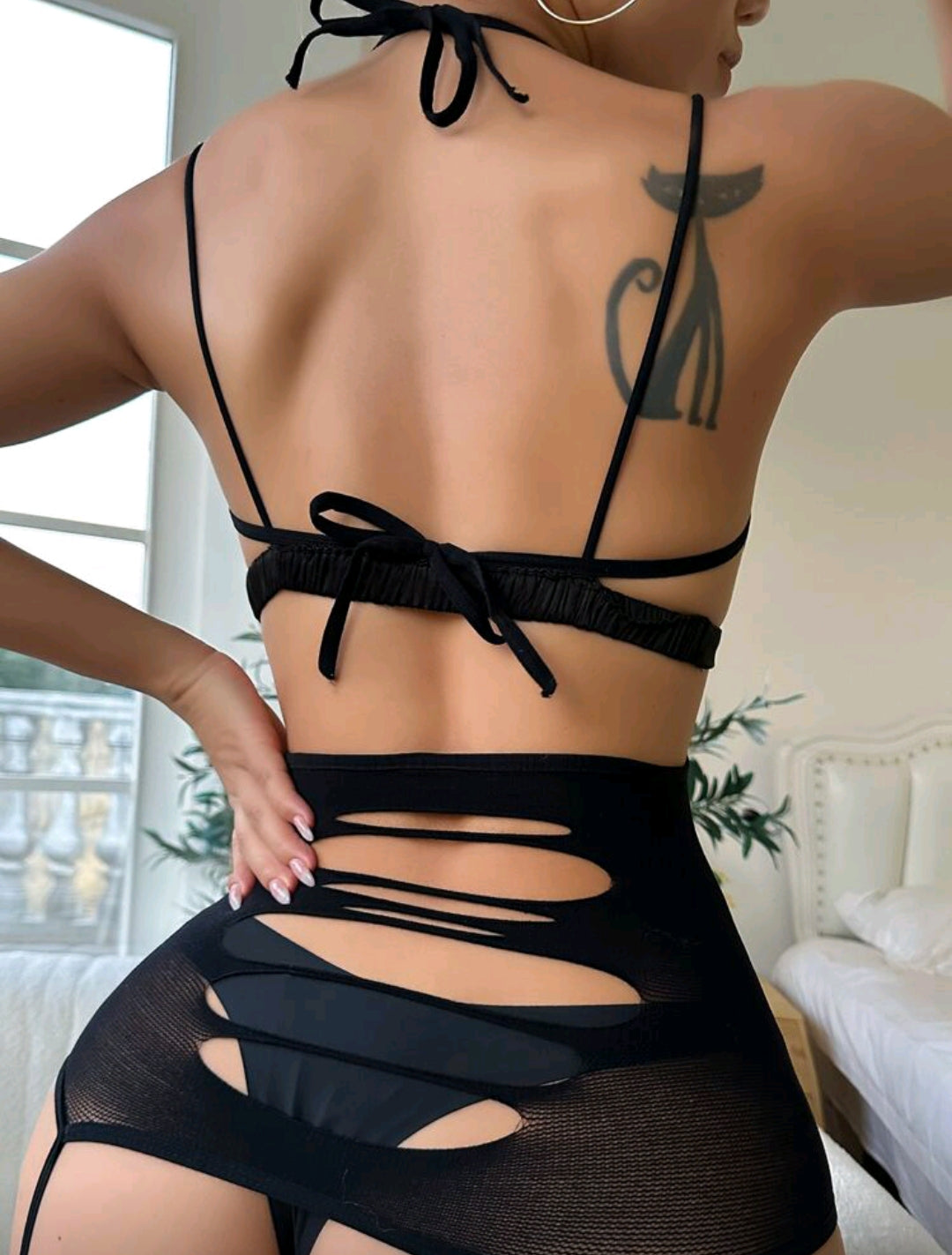 Lingerie Noire très belle